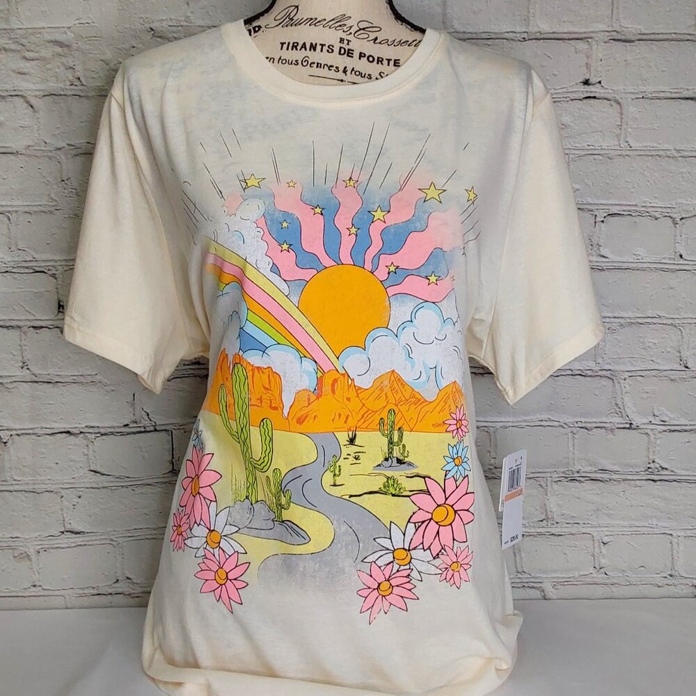 'REBELLIOUS ONE' CLASSIC FIT 'DESSERT SUN' GRAPHIC TEE